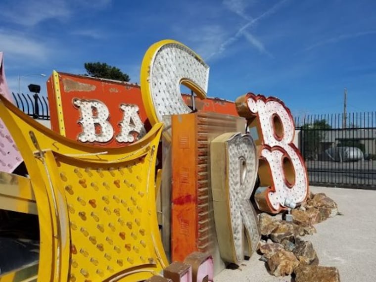 Neon Museum-3